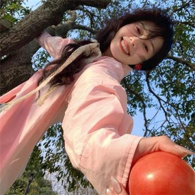 他不是我